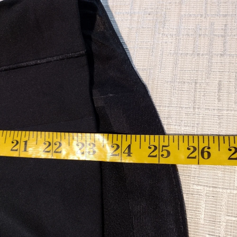 LULULEMON 2 Cross Chill Jacket Black Hooded Warm Waterproof Thumbholes W4BJAS